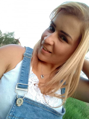 hair, skin, jeans, smile, cool, ear