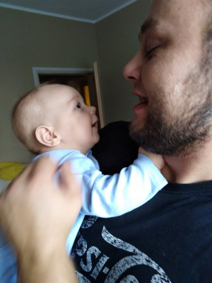 mouth, hair, skin, fun, cool, muscle, ear, beard, person, moustache, baby, interaction