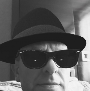 selfie, cool, glasses, monochrome, sunglasses, goggles, hat