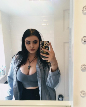 hair, selfie