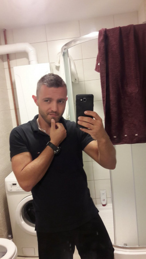 selfie, muscle