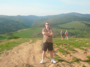 shorts, mountain