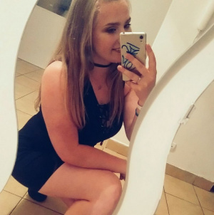 hair, selfie