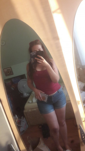 selfie, fun, jeans, muscle, shorts