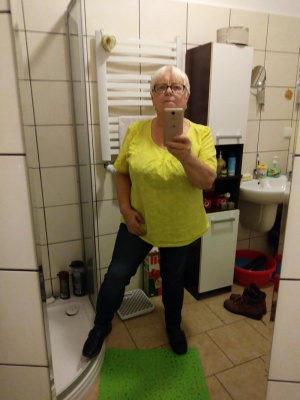 standing, room