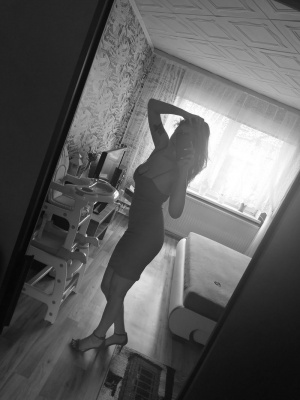monochrome