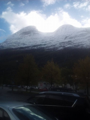 sky, vehicle, car, mountain