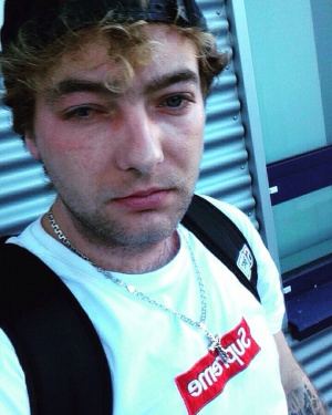 selfie, cool