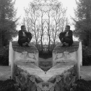 monochrome