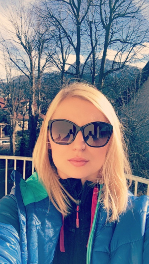 hair, selfie, jacket, outerwear, smile, goggles