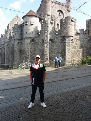 jeans, standing, wall, castle
