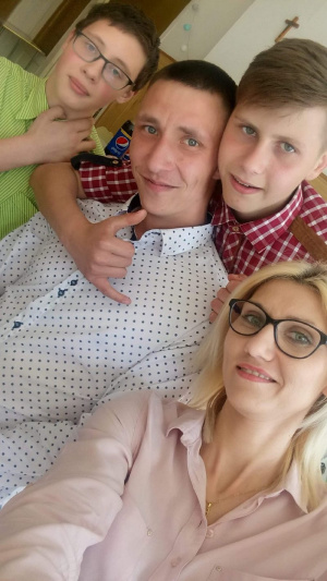 skin, fun, smile, glasses