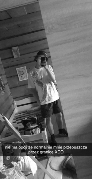 monochrome
