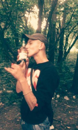 hand, fun, cool, muscle, love, forest