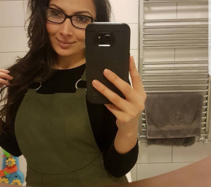 hand, selfie, glasses