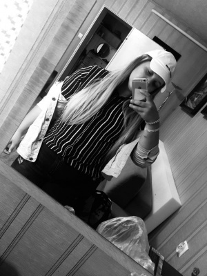 monochrome