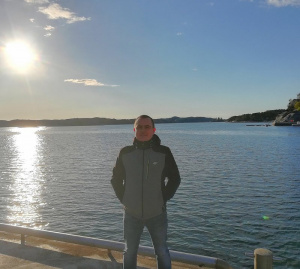 outerwear, sky, leisure, vacation, standing, lake