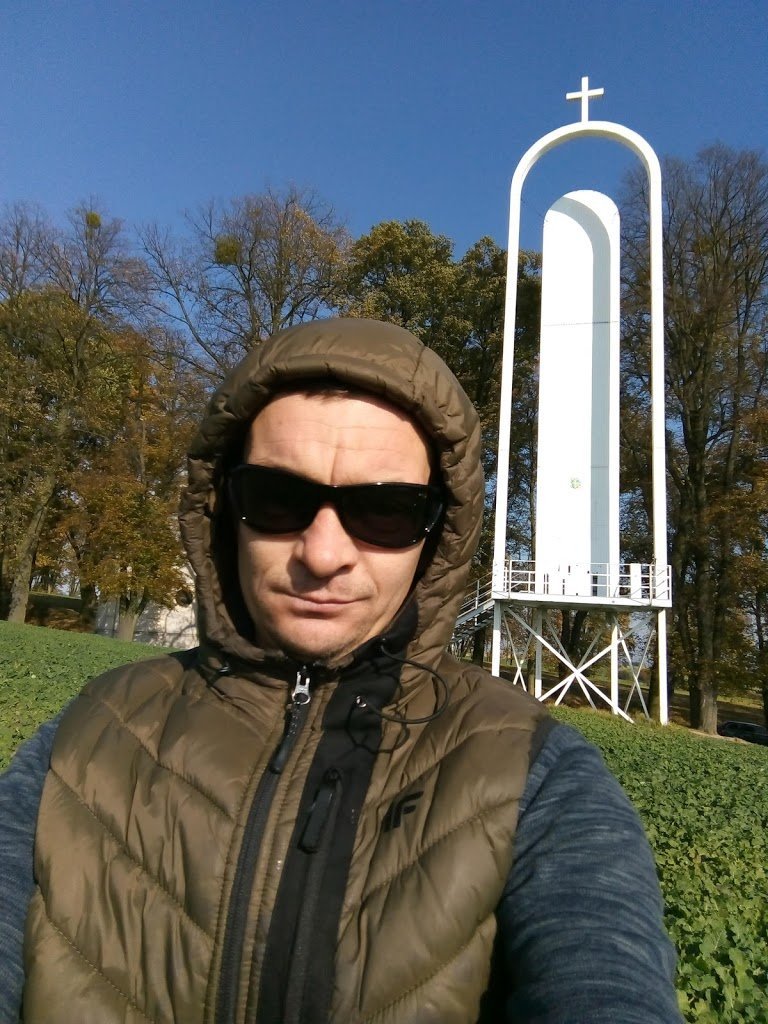 jacket, outerwear, jeans, cool, glasses, leisure, sunglasses, goggles