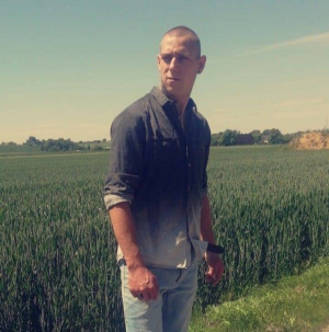 field, jeans, standing