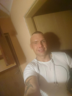 skin, selfie, fun, cool, muscle, dude, room