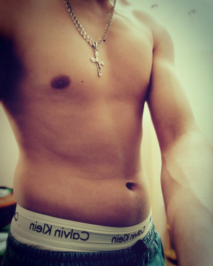 skin, necklace, muscle