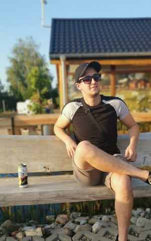 cool, glasses, sitting, leisure, muscle, vacation, sunglasses