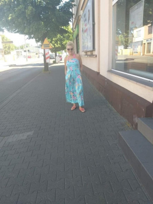 dress, asphalt