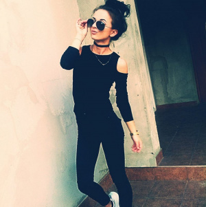 jeans, cool, standing, sunglasses