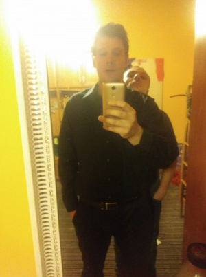 selfie, standing