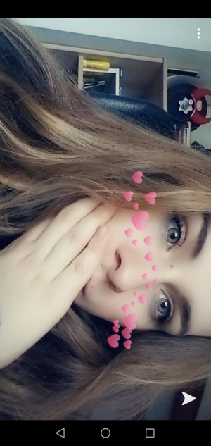 nail, eyelash, skin, hand