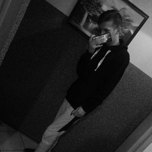 monochrome