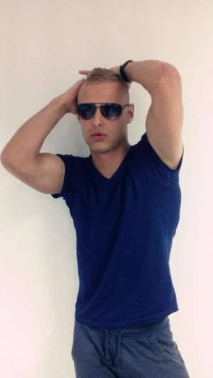 jeans, cool, glasses, muscle, standing, sunglasses