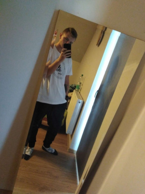 standing, room