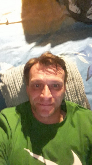 skin, selfie