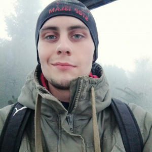 hair, selfie, jacket, outerwear, cool, beard, cap, beanie