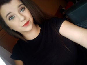 mouth, eyelash, hair, skin, selfie, fun, smile, cool, ear, lipstick, bangs