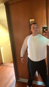 muscle, standing, room