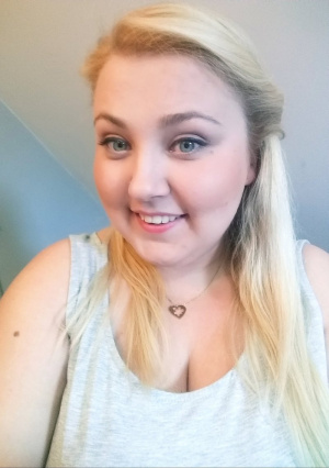 eyelash, hair, skin, selfie, smile, model