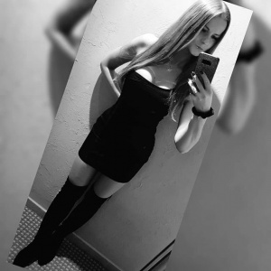 monochrome