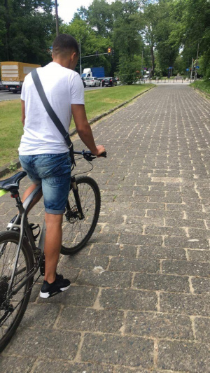 jeans, leisure, vehicle, sports, bicycle, wheel, cycling