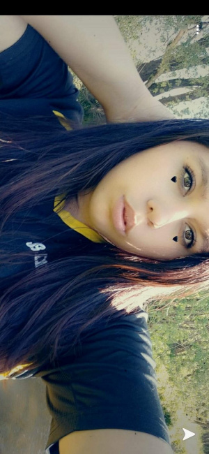 skin, selfie