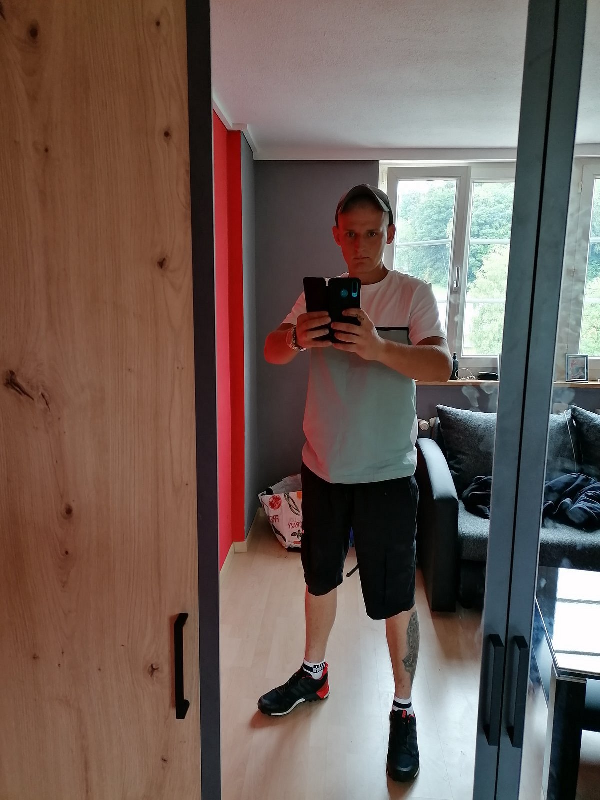 standing, room