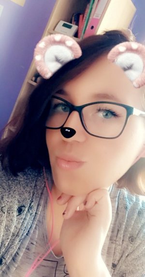 nail, eyelash, skin, hand, selfie, cool, glasses