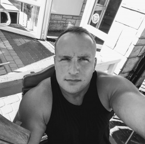 selfie, muscle, monochrome