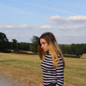 hair, sky