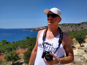 fun, leisure, muscle, vacation, sunglasses, goggles, hat, event
