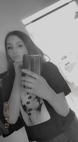 hand, selfie, monochrome