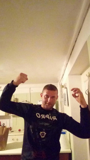 selfie, standing