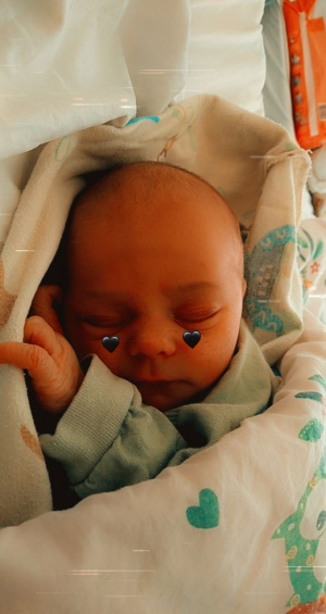 mouth, skin, hand, ear, person, baby, product
