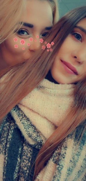 eyelash, hair, skin, textile, scarf, knitting